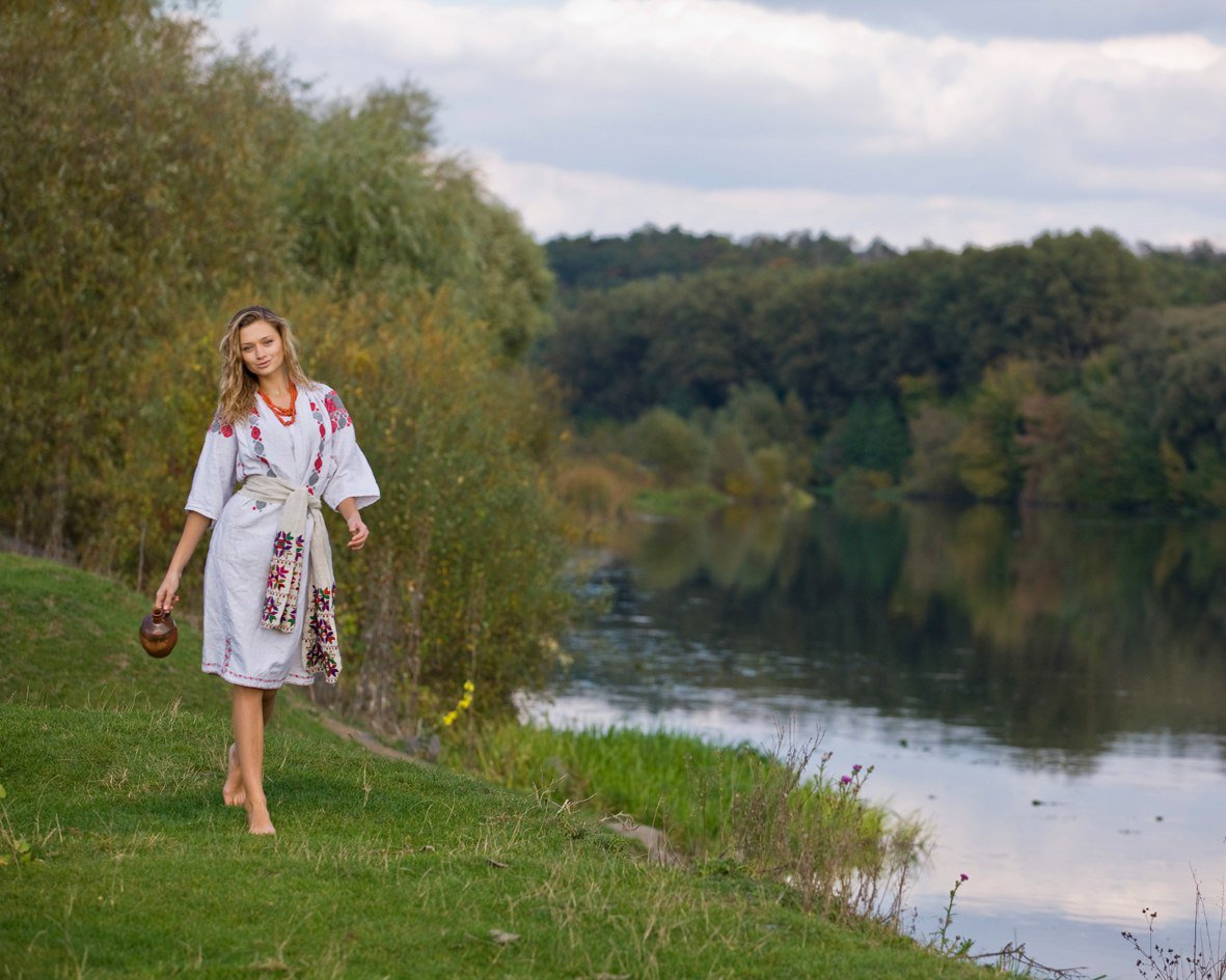 Nude girl Slavic women in Karachi